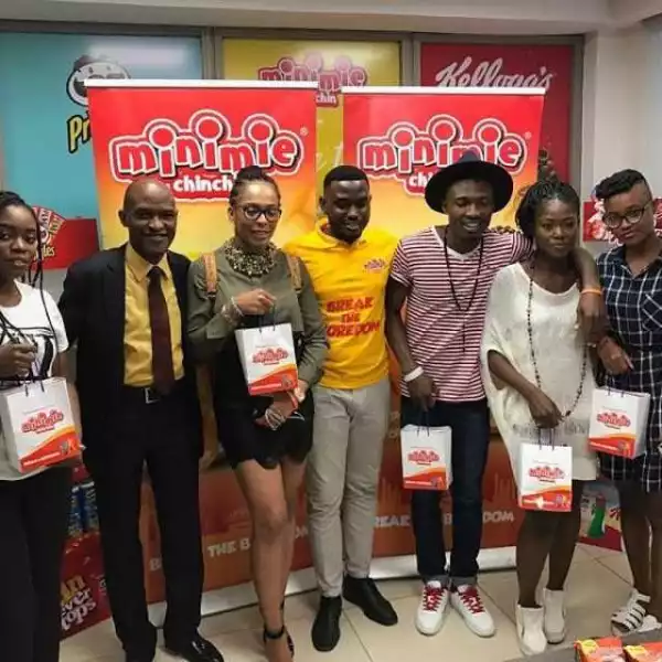 #BBNaija: Minimie Hosts Efe, Bisola, TBoss, Debbie-Rise And Marvi; Received Packages (Photos)